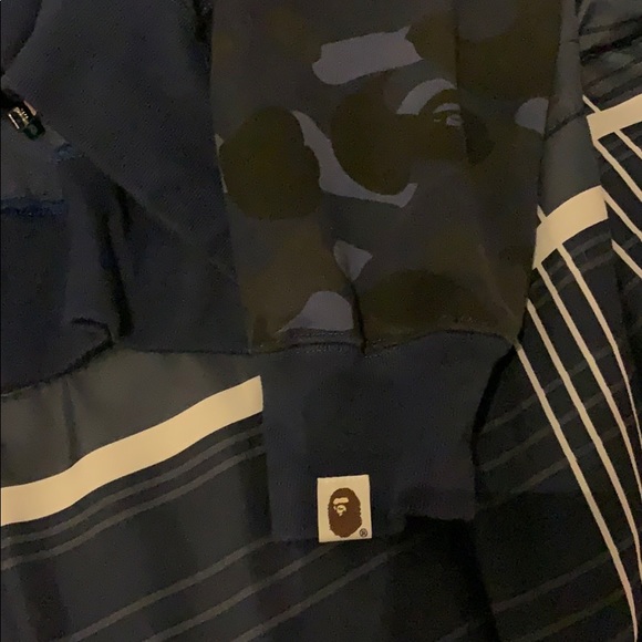 Bape hoodie - Picture 1 of 4